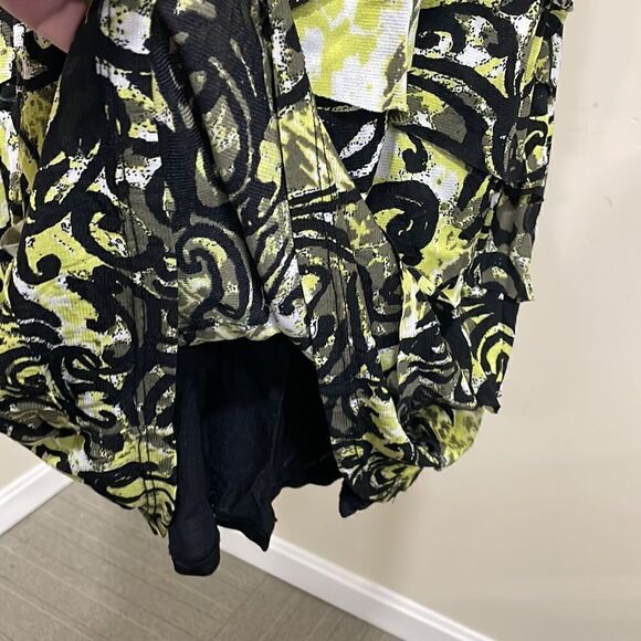 NWOT Madison Layered Abstract Yellow/Black Dress. Size S small 4/6 - Picture 4 of 10